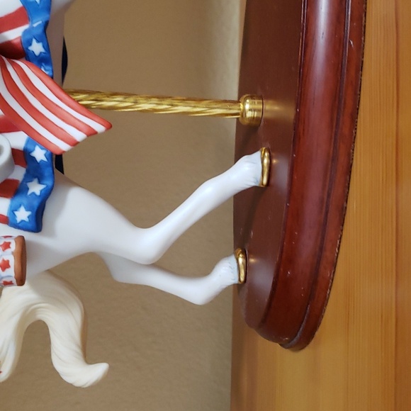 Lenox American Glory Carousel Horse - Picture 4 of 15